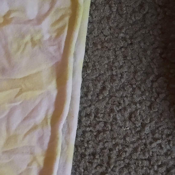 Croptop - Picture 2 of 3